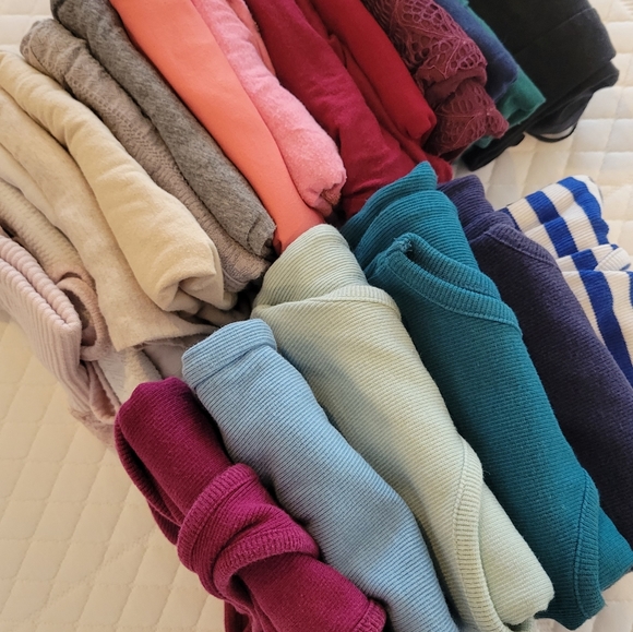 20 tank tops - Picture 3 of 3